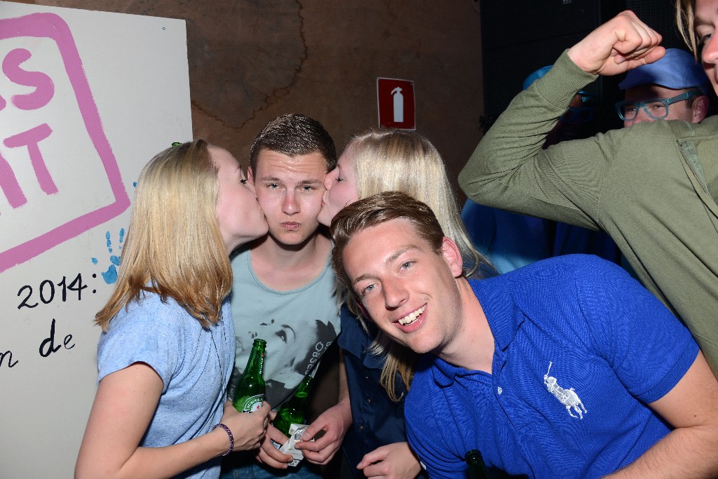 ../Images/Feest zonder naam 2015 148.jpg